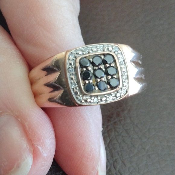 Mens Rose Gold Ring with Black and white diamonds 💞 sz 10.5 - Picture 8 of 9